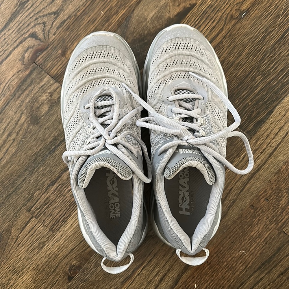 Men’s Hoka shoes. I bought thinking they were women size 8, but they are men’s!